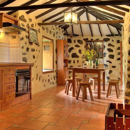 Holidaynorthtenerife Montiel Landsted