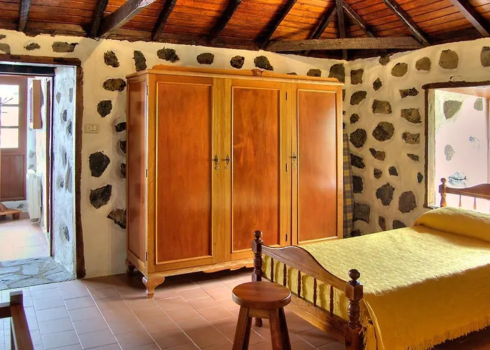 Holidaynorthtenerife Montiel Country house